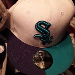 Snapback hat